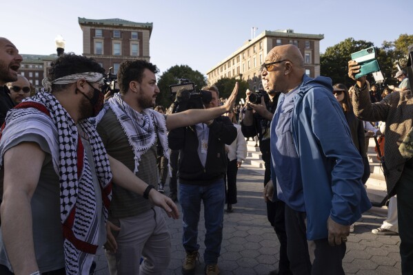 关于马哈茂德·哈利勒（Mahmoud Khalil），这个被移民和海关执法局逮捕并面临驱逐出境的哥伦比亚抗议者，我们该知道些什么