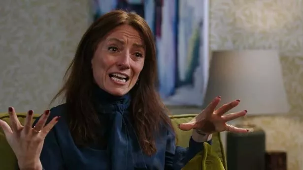 达维娜·麦考尔(Davina McCall)在令人担忧的采访中含泪向粉丝们介绍了最新情况